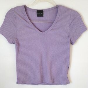 Olivia Rae Crop Top Woman's Small Lavender Short Sleeve Ribbed V Neck Stretch